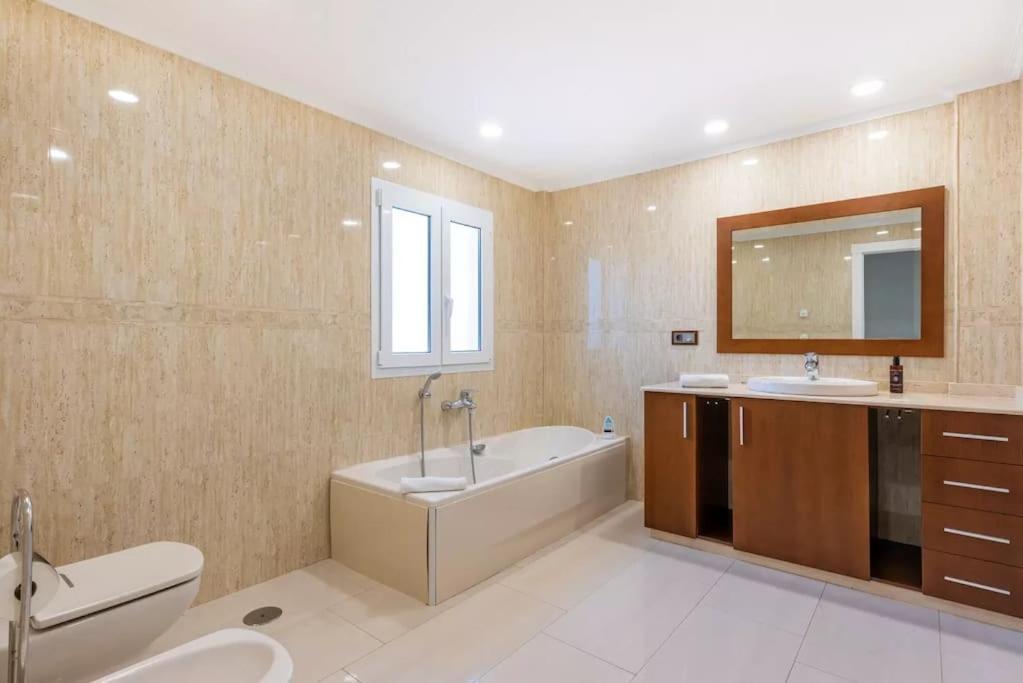 Ohana Luxury Villa With Heated Pool Málaga Dış mekan fotoğraf